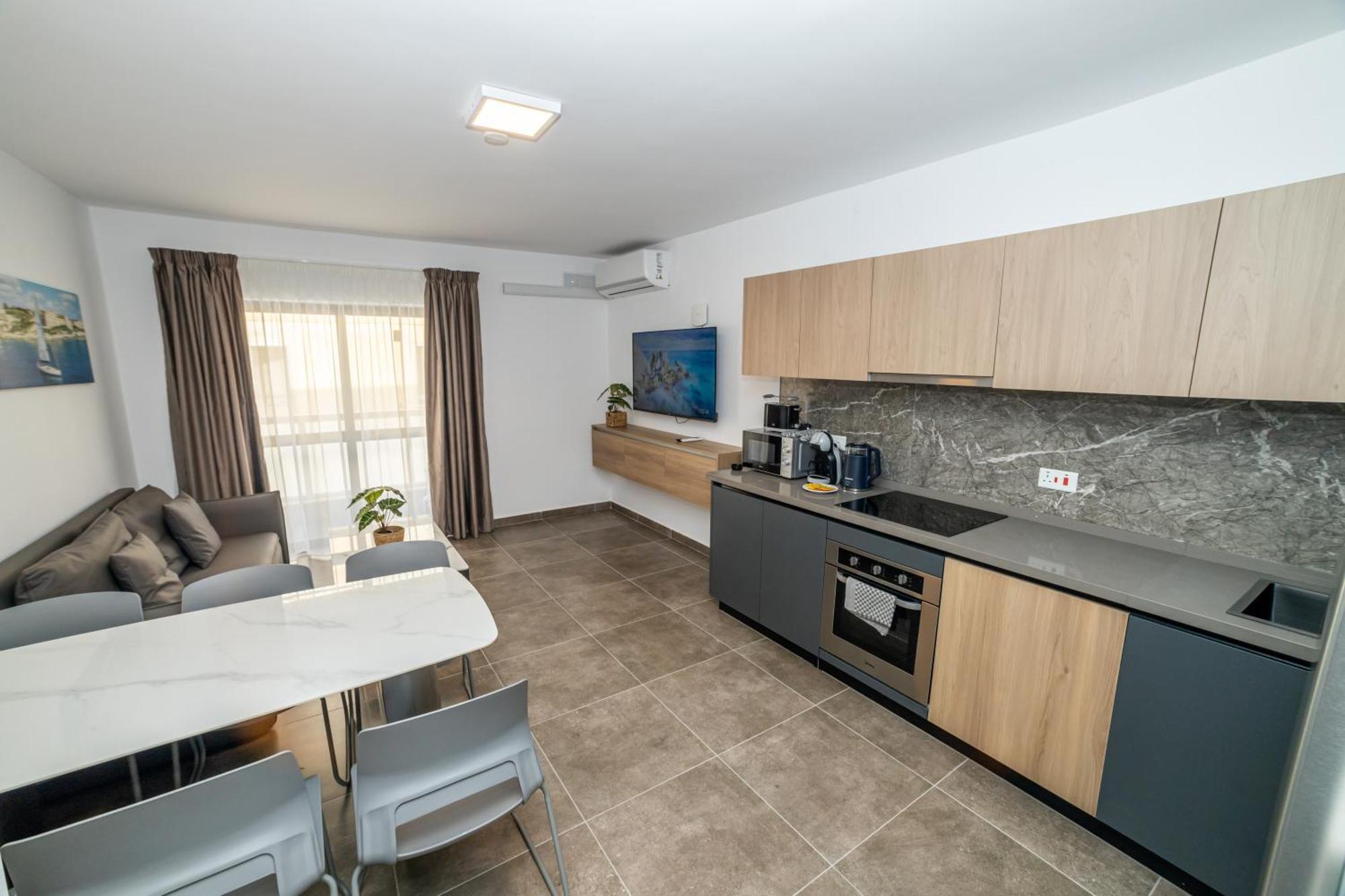 Charming Corner Apartment With Country View 2Br St. Paul's Bay Buitenkant foto